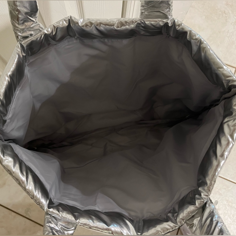 Bath & Body Works Silver Tote Bag **only bag !! NWT - Picture 3 of 3